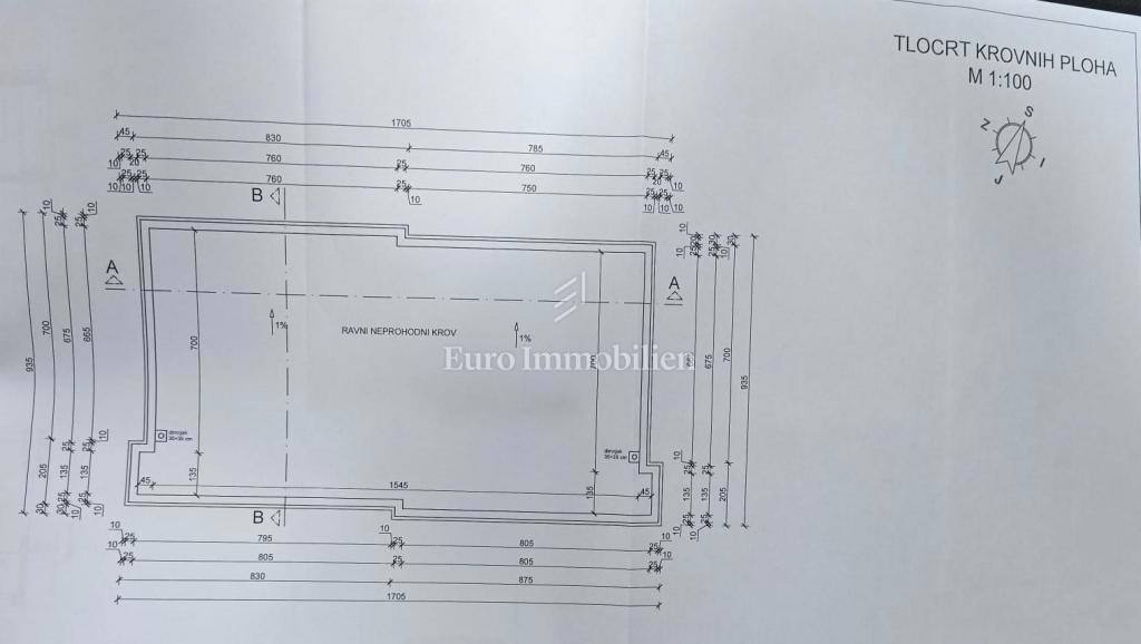 Crikvenica, Parcela z gradbenim dovoljenjem