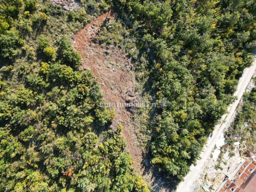 Crikvenica, Parcela z gradbenim dovoljenjem