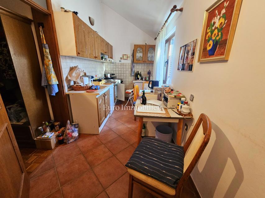 Prostoren apartma s 4 spalnicami v Malinski