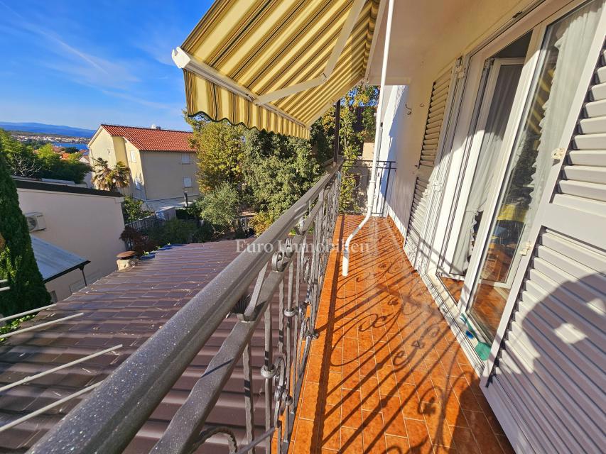 Prostoren apartma s 4 spalnicami v Malinski