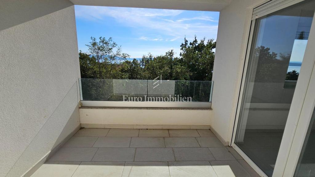 Crikvenica, Dvoetažno stanovanje blizu morja