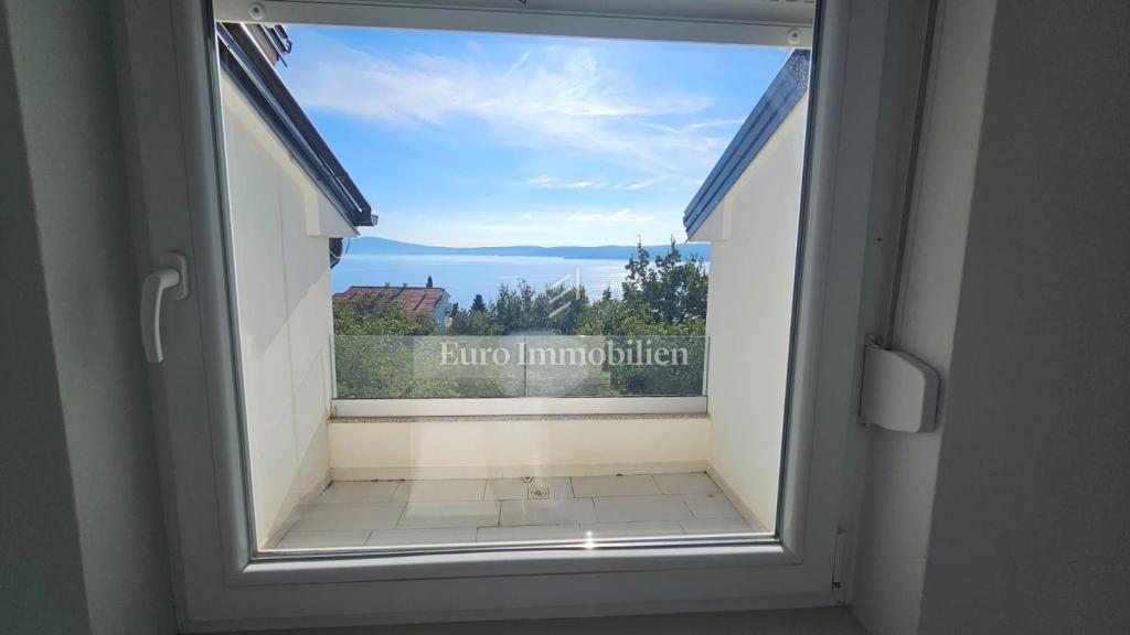 Crikvenica, Dvoetažno stanovanje blizu morja