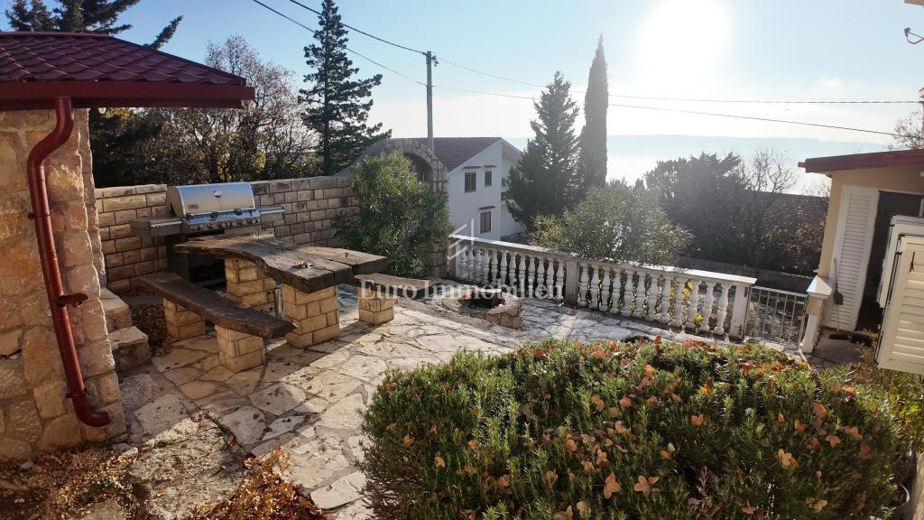 Barić Draga, hiša ob morju