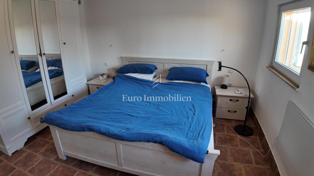 Barić Draga, hiša ob morju