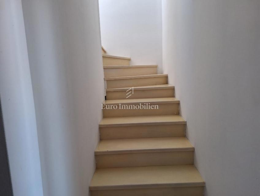 Apartma z dvema terasama in čudovitim razgledom - otok Pag