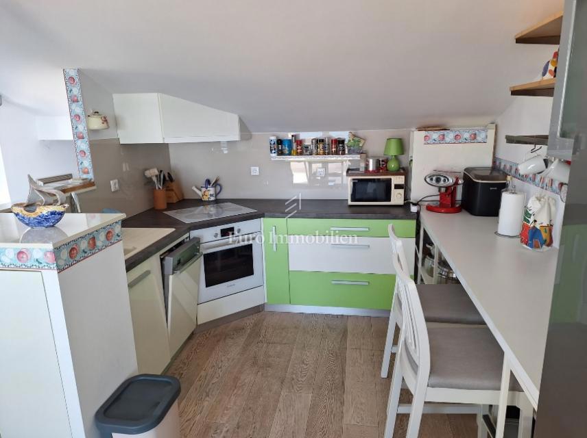 Apartma z dvema terasama in čudovitim razgledom - otok Pag