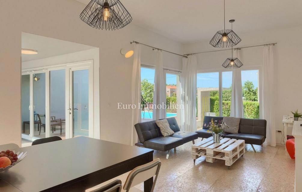 Privlačna hiša z bazenom - Poreč