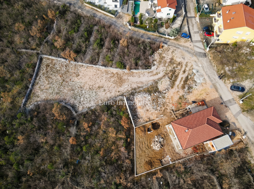 Jadranovo, gradbeno zemljišče s pogledom na morje