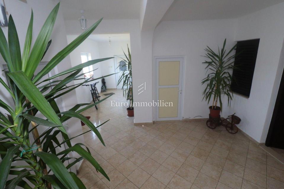 Fažana - Apartmajska hiša 250 m do morja!