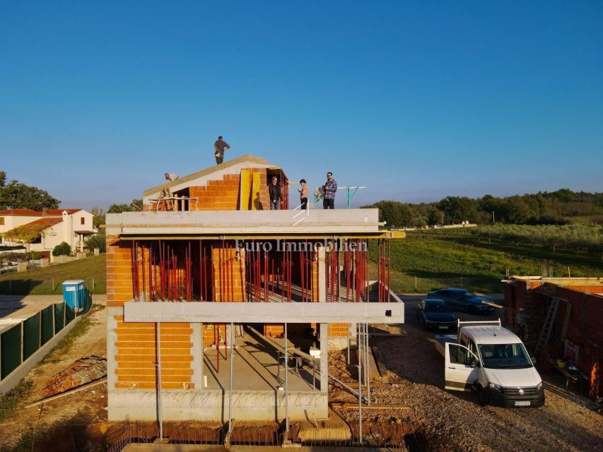 Poreč - novozgrajena hiša z wellnessom in bazenom