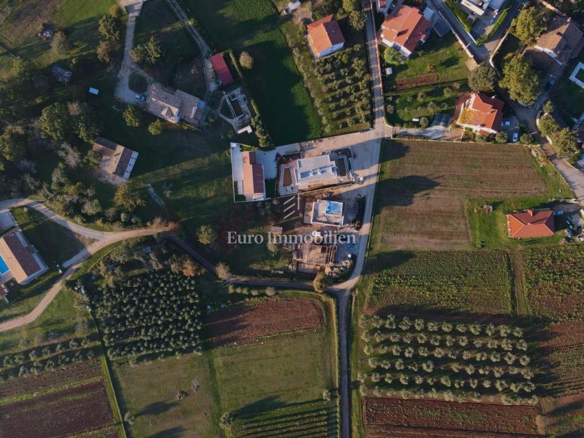 Poreč - novozgrajena hiša z wellnessom in bazenom