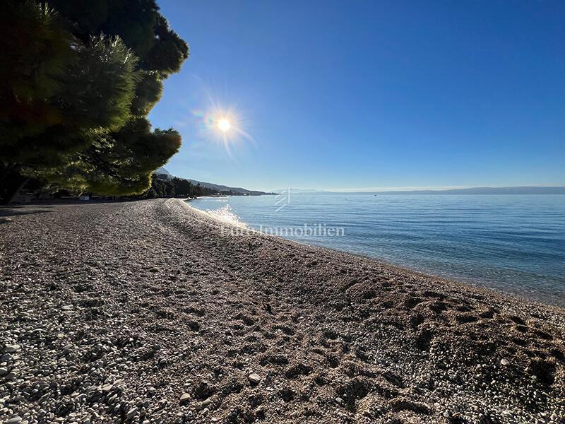 Tučepi - apartma v prvi vrsti do plaže