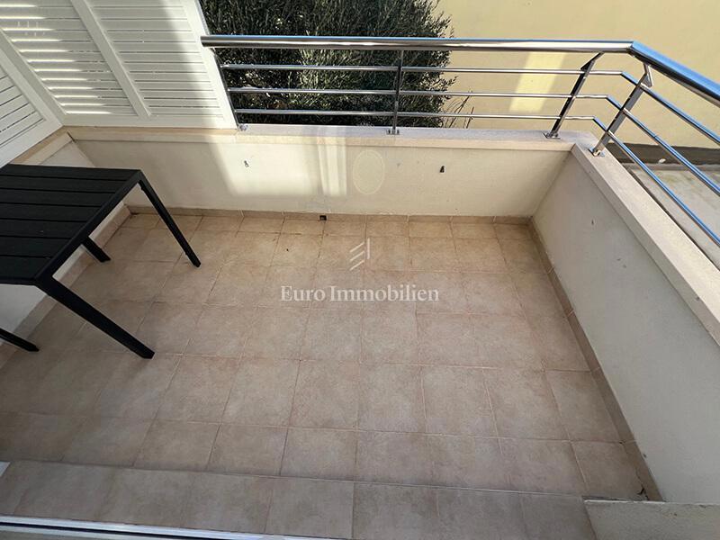 Tučepi - apartma v prvi vrsti do plaže
