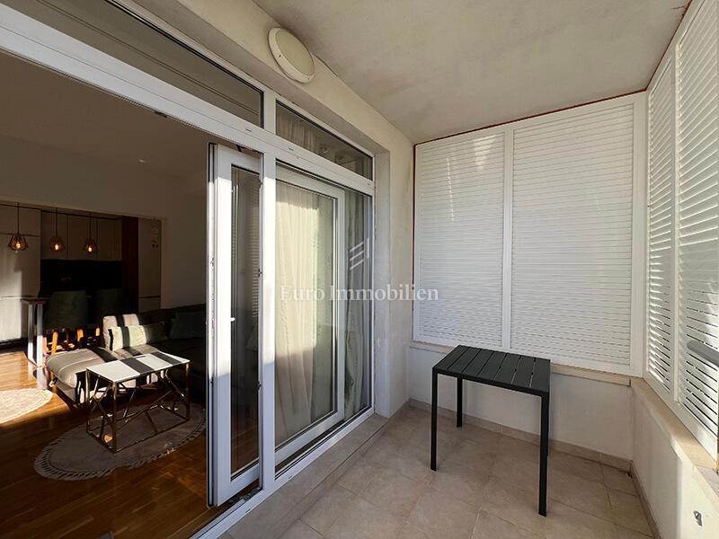 Tučepi - apartma v prvi vrsti do plaže