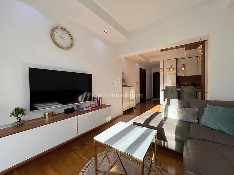 Tučepi - apartma v prvi vrsti do plaže
