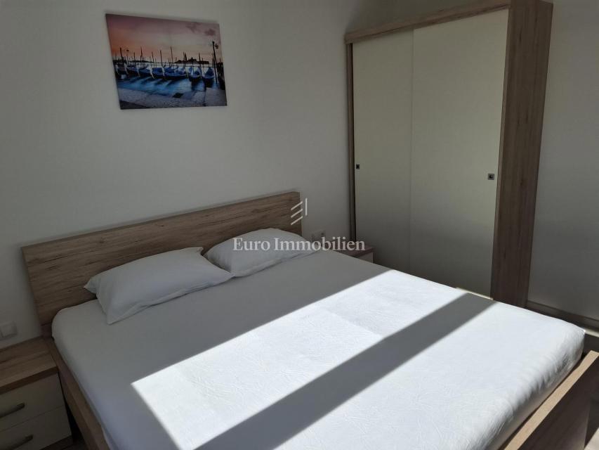 Opremljeni apartmaji s pogledom na morje - Povljana, Pag