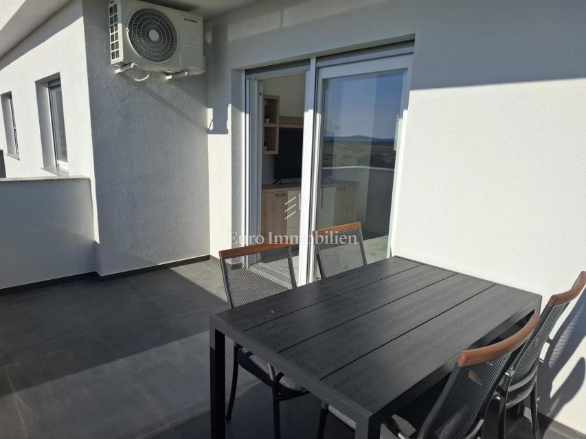 Opremljeni apartmaji s pogledom na morje - Povljana, Pag