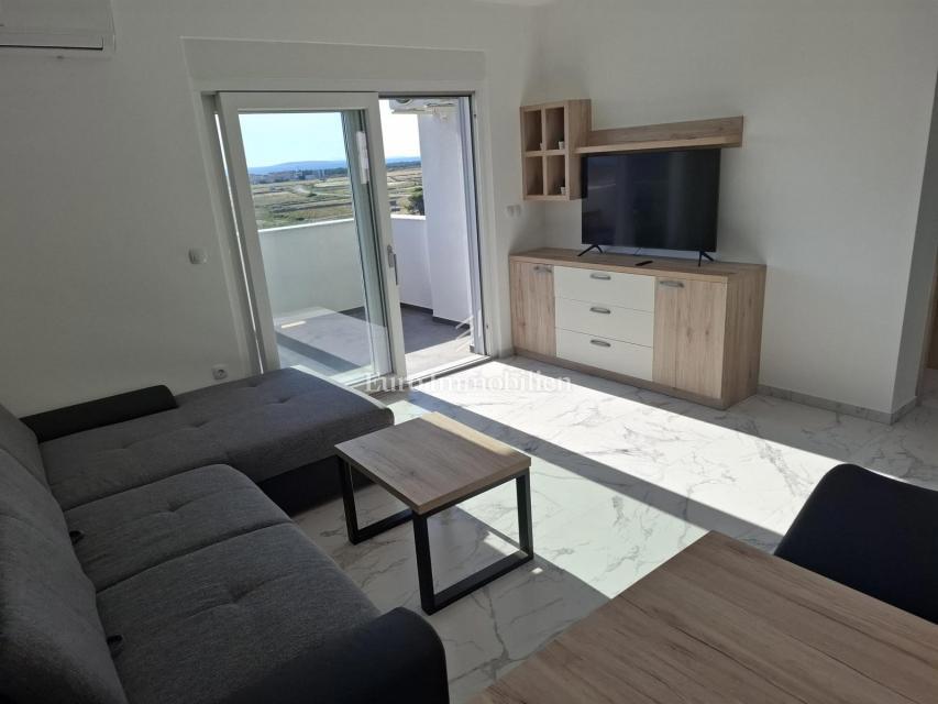 Opremljeni apartmaji s pogledom na morje - Povljana, Pag