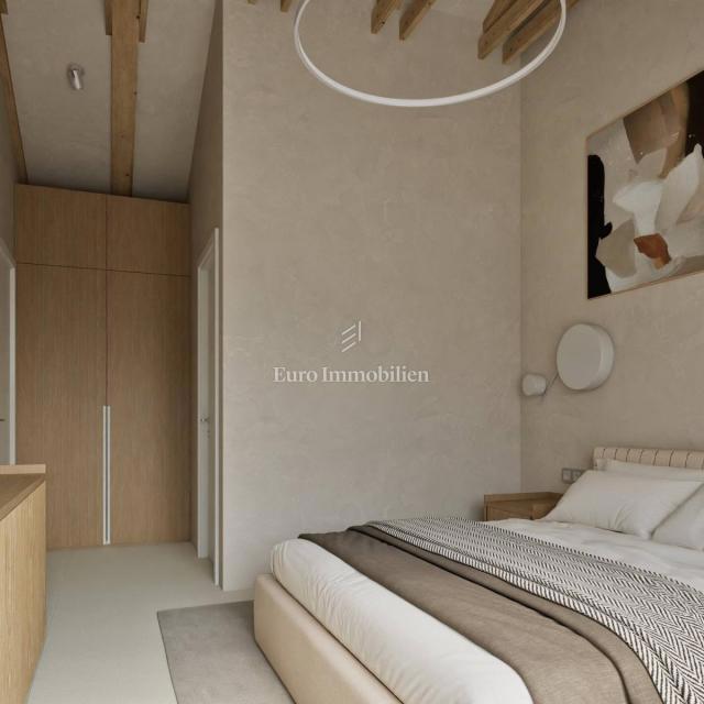 Labin - moderna vila z bazenom