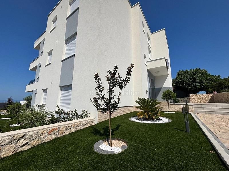 Novalja - apartma s panoramskim pogledom na morje