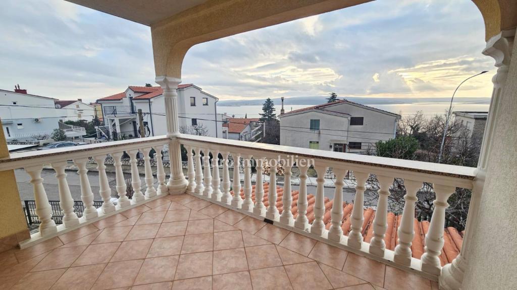Crikvenica - opremljeno in opremljeno stanovanje v bližini morja