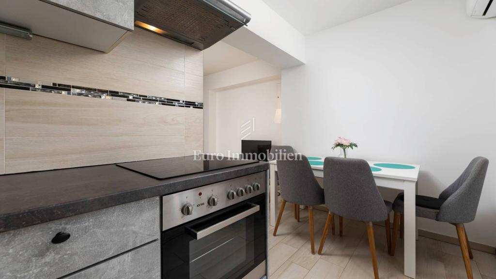 Apartma v prvi vrsti do morja - Malinska