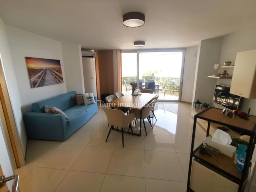 Istra - Apartma v Novigradu blizu morja