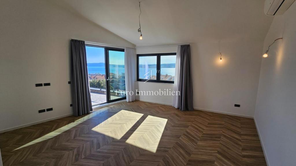 Crikvenica - moderno stanovanje s pogledom na morje