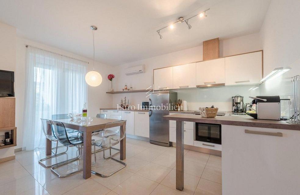 Novalja - apartma z zasebnim dostopom do plaže