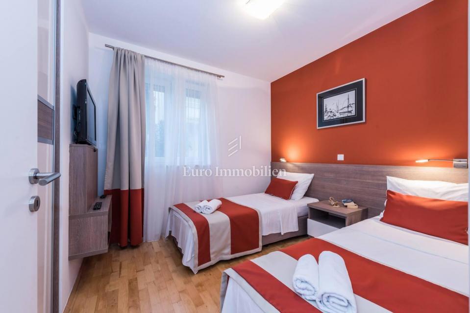 Novalja - apartma z zasebnim dostopom do plaže