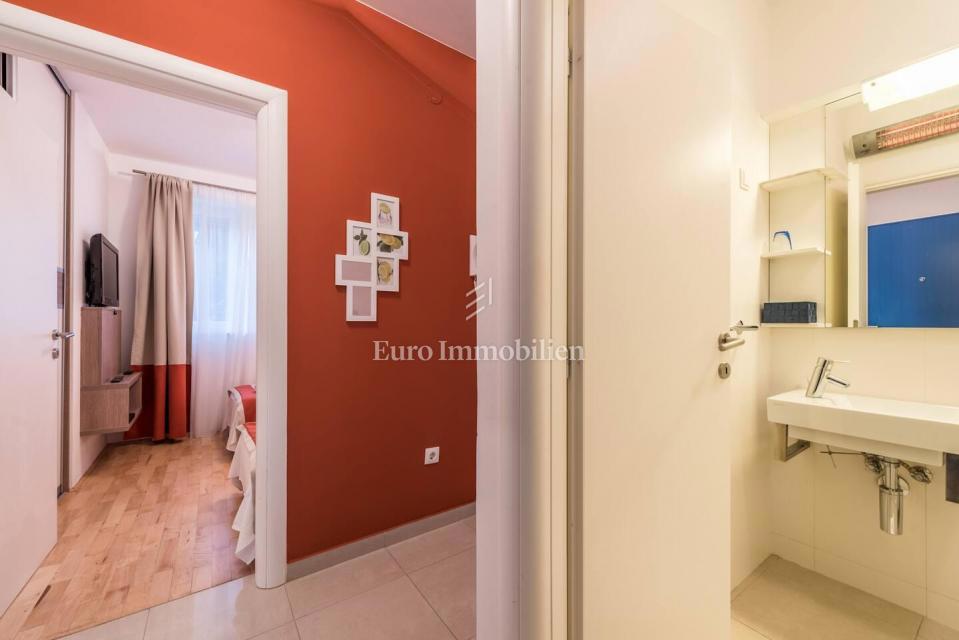Novalja - apartma z zasebnim dostopom do plaže