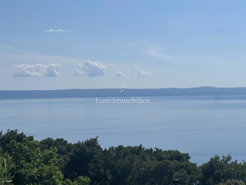 Makarska - gradbeno zemljišče s čudovitim razgledom