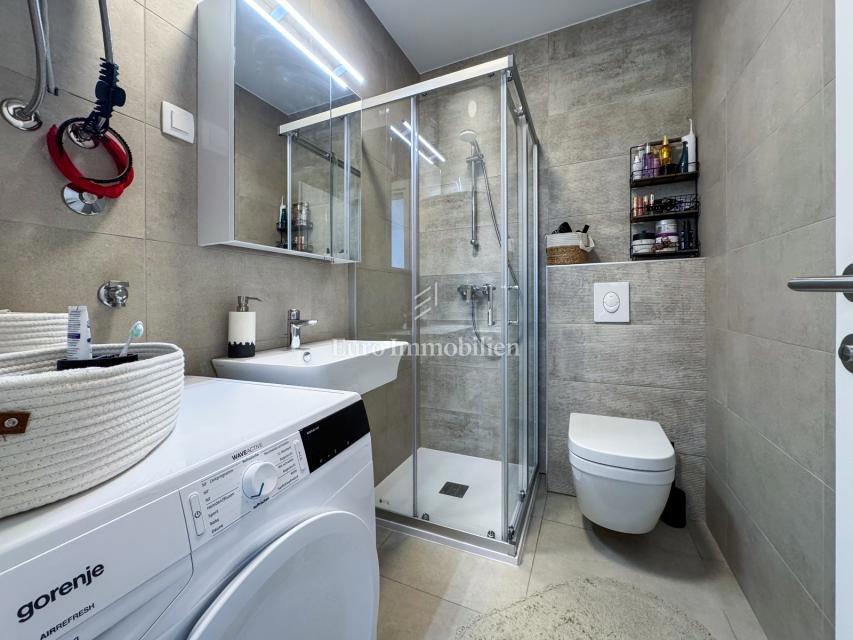 Stanovanje v Pritličju s Prostorno Teraso in Vrtom