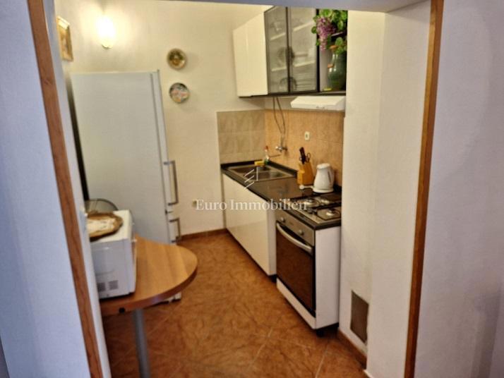 Dvosobno stanovanje v pritličju, mesto Pag