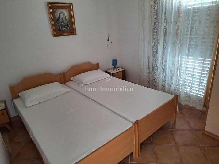 Dvosobno stanovanje v pritličju, mesto Pag