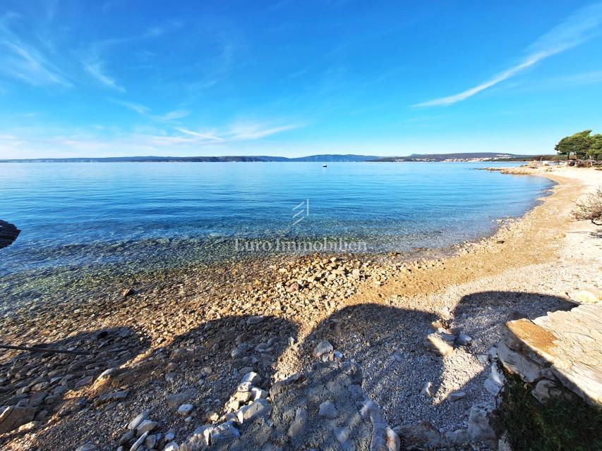 Kmetijsko zemljišče blizu morja, Punat