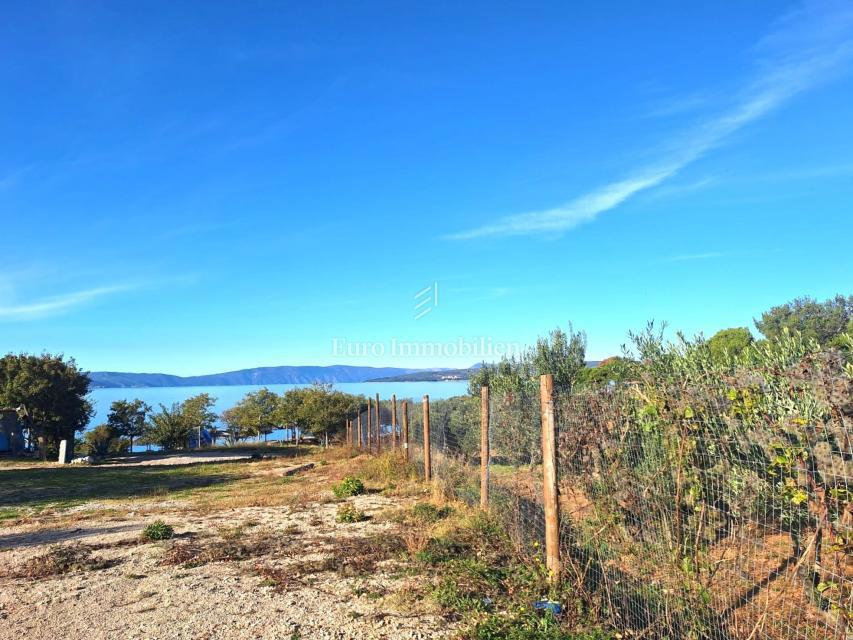 Kmetijsko zemljišče blizu morja, Punat