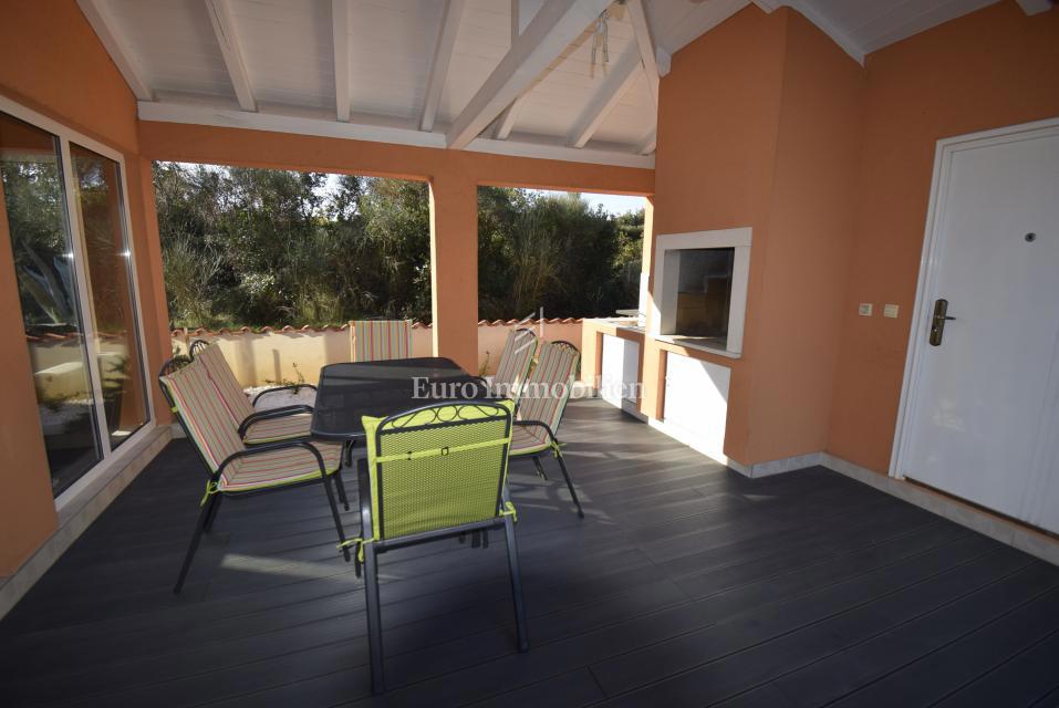 Apartma z vrtom, blizu morja - Jadrija