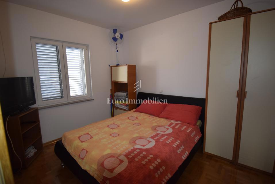 Apartma z vrtom, blizu morja - Jadrija