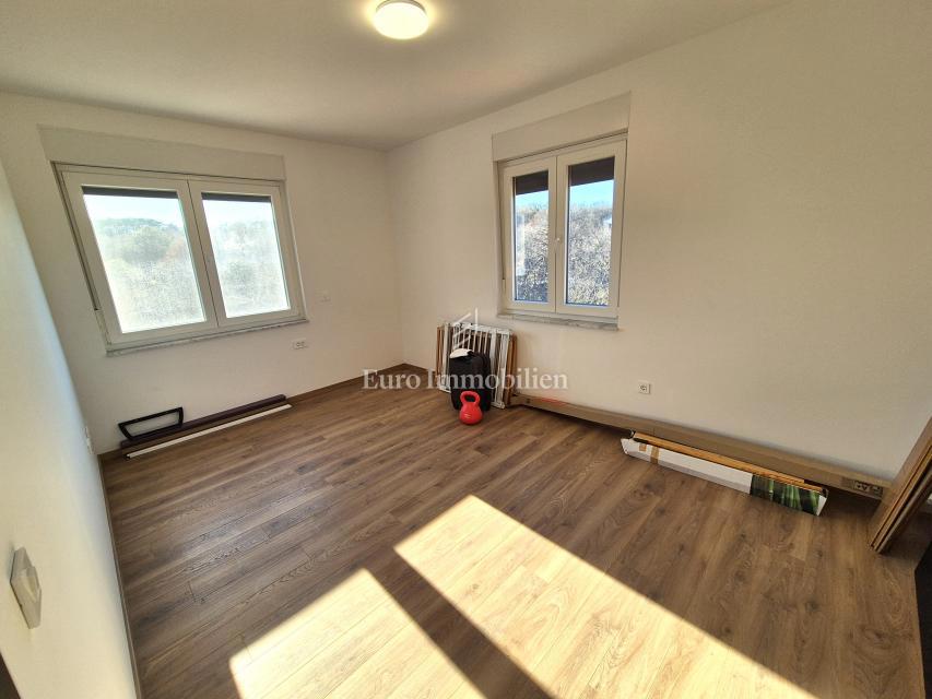 Vrbnik - Samostojna hiša s pogledom na morje!