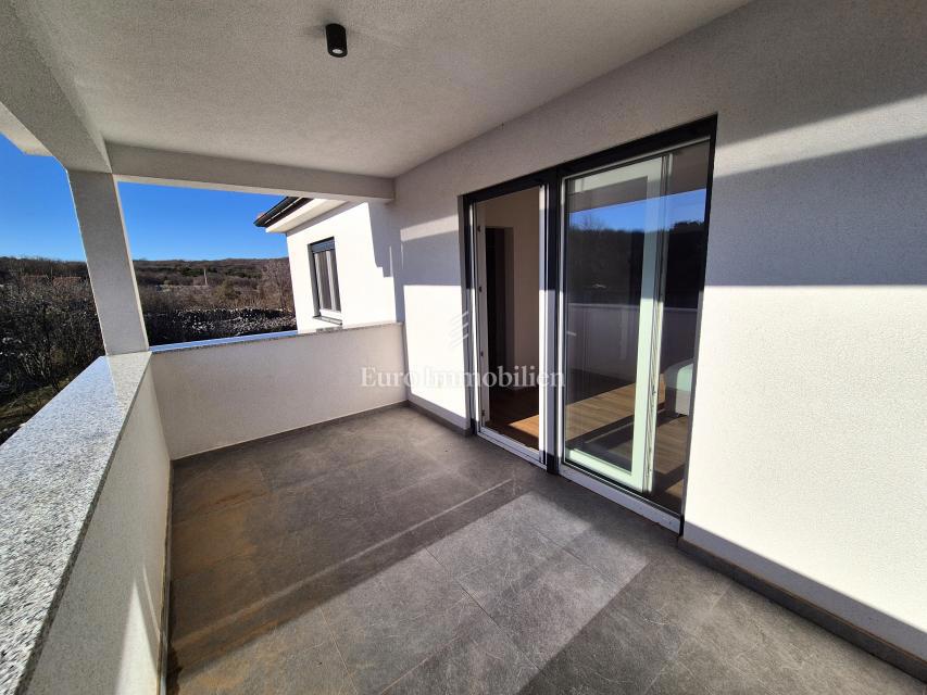 Vrbnik - Samostojna hiša s pogledom na morje!