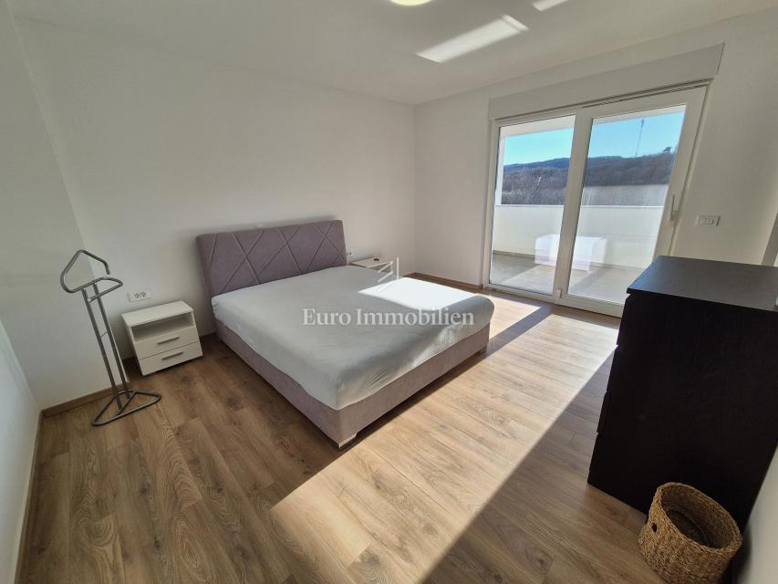 Vrbnik - Samostojna hiša s pogledom na morje!