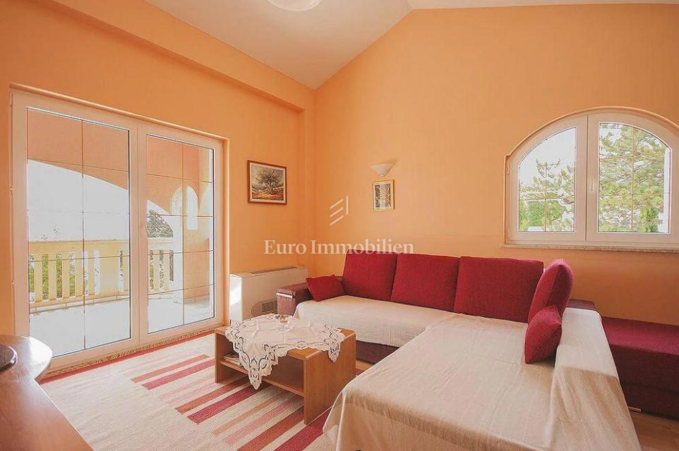 Novi Vinodolski hiša z bazenom