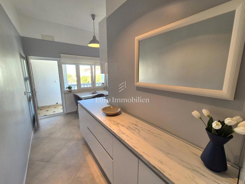 Ppremljeno stanovanje v pritličju z vrtom