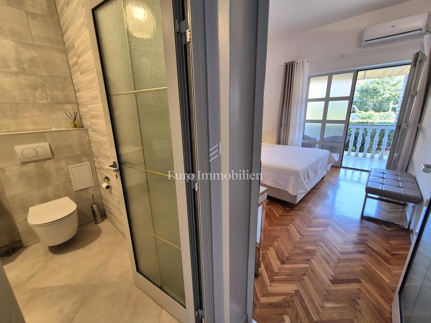 Ppremljeno stanovanje v pritličju z vrtom