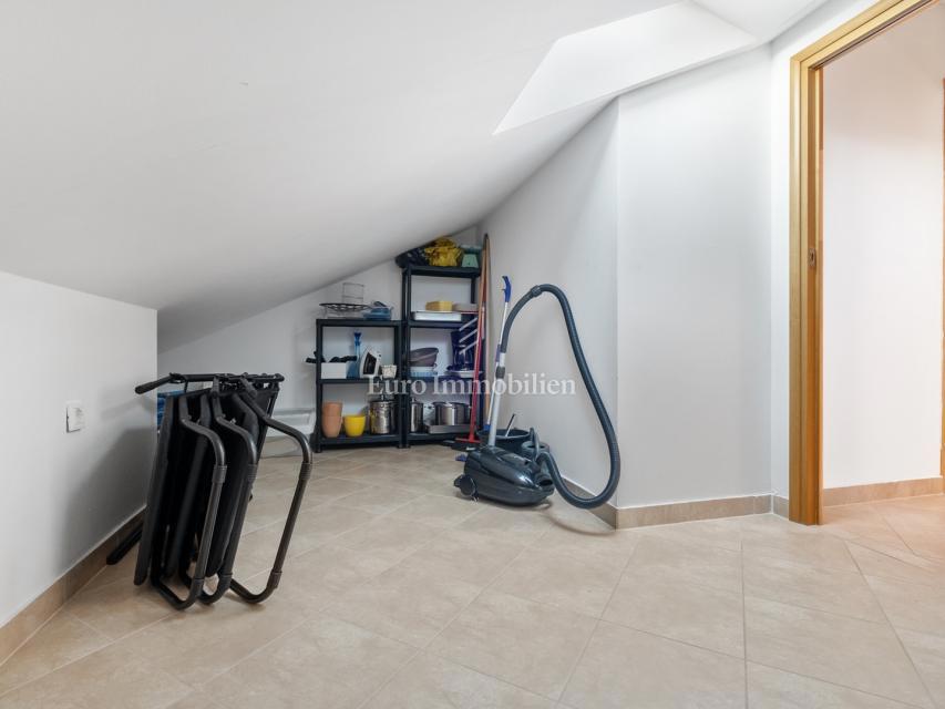 Dvoetažni apartma v bližini marine, Medulin - Volme