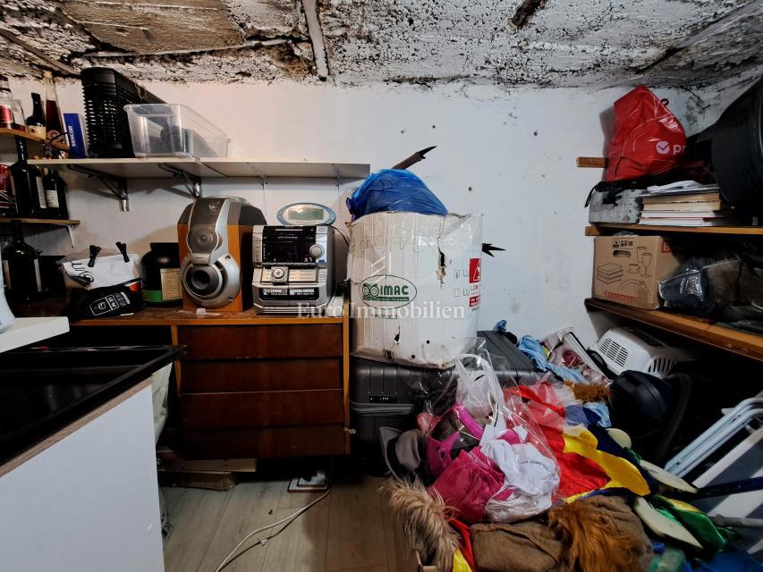 Omišalj - prenovljena hiša z dvoriščem v starem mestnem jedru