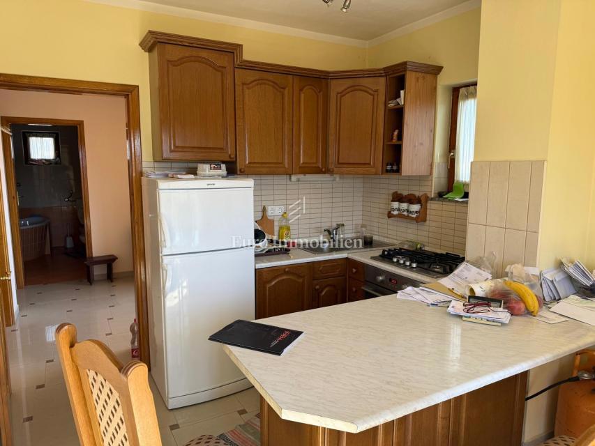 Dvojček hiše s poslovnim prostorom in garažo - Viškovo