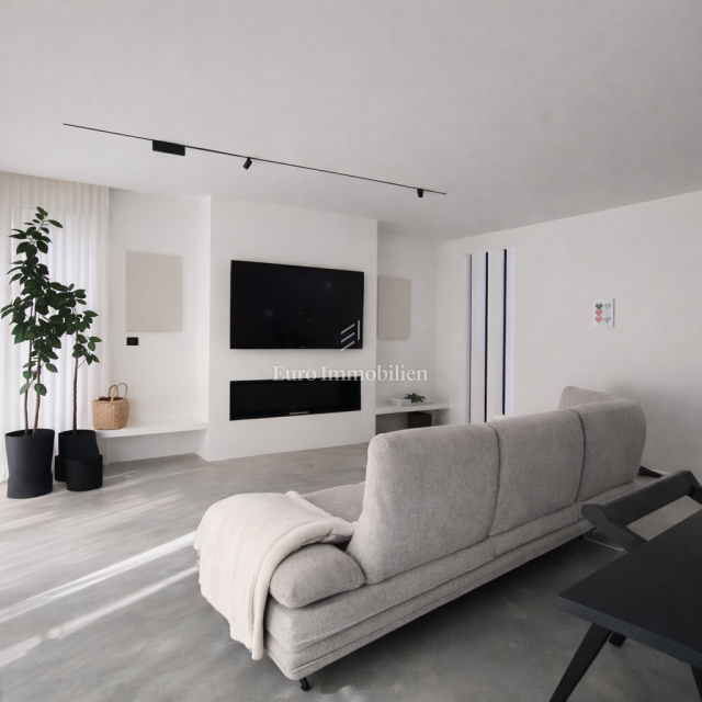 Istra, Labin - moderna enonadstropna hiša z vrtom