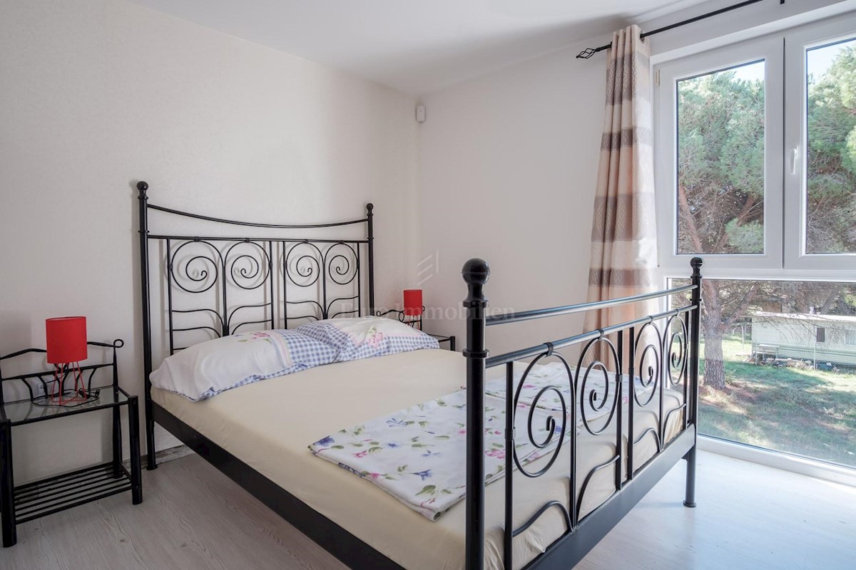 Apartmanska kuća s bazenom, Fažana